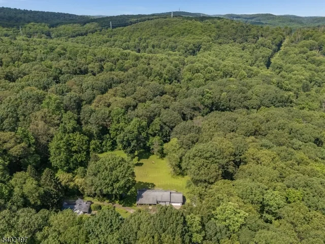 $879,000 | 22 South Polktown Road, Hampton, NJ 08827