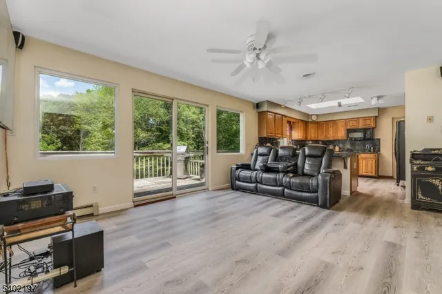 $879,000 | 22 South Polktown Road, Hampton, NJ 08827