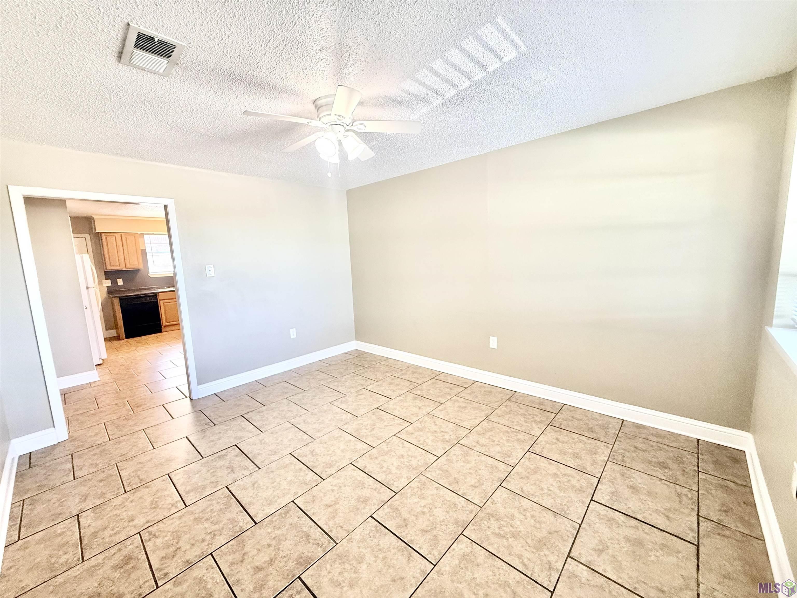 5277 Choctaw Road, Unit 3 Brusly, LA 70719 - Photo 3 of 20 Gallery Image 3