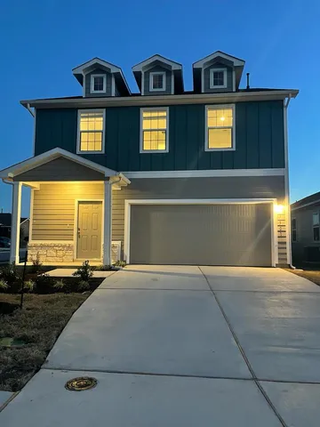 $2,400 | 7501 Poppy Petal Drive, Del Valle, TX 78617