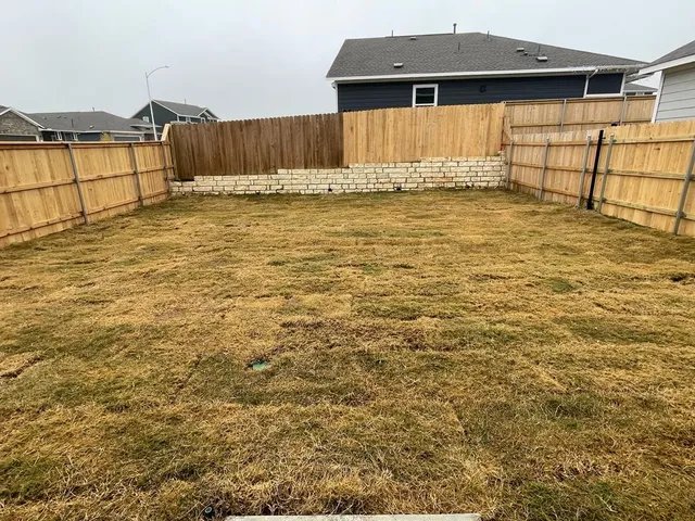 $2,400 | 7501 Poppy Petal Drive, Del Valle, TX 78617