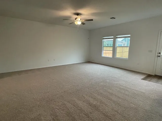 $2,400 | 7501 Poppy Petal Drive, Del Valle, TX 78617