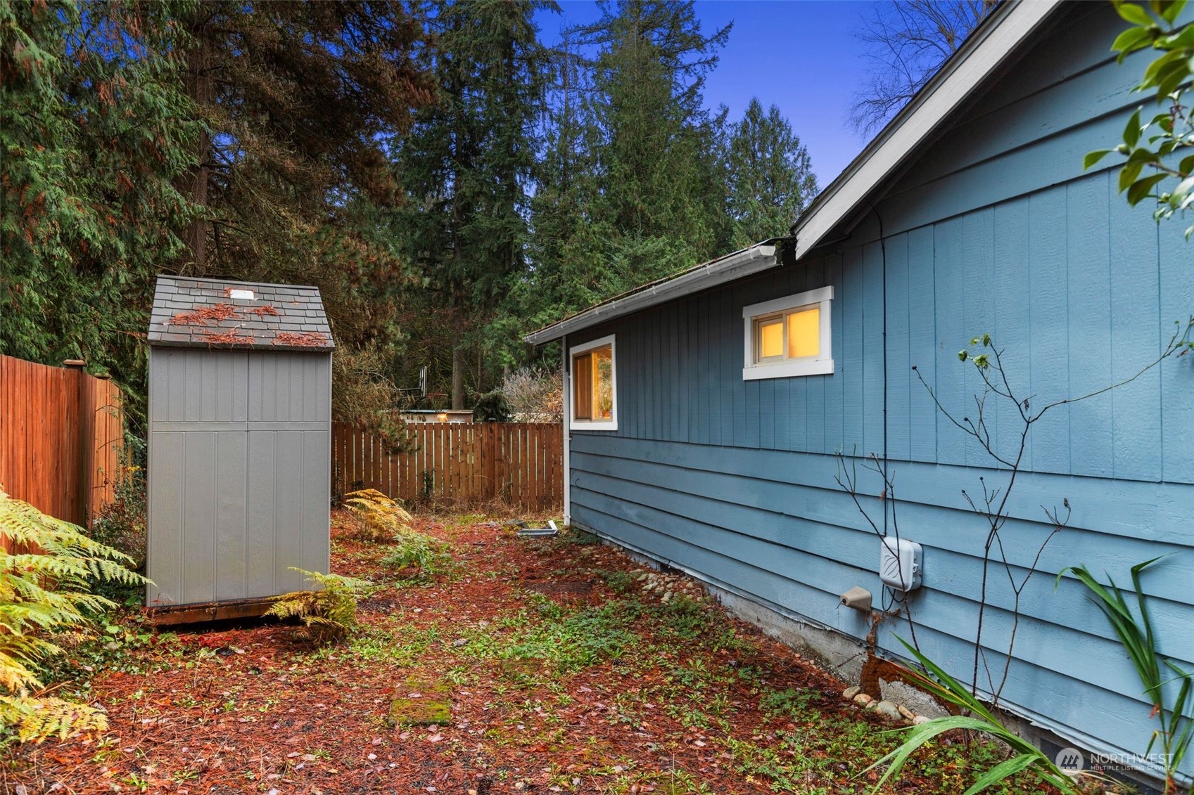 18337 Southeast May Valley Road Issaquah, WA 98027 - Photo 34 of 40 a view of a backyard