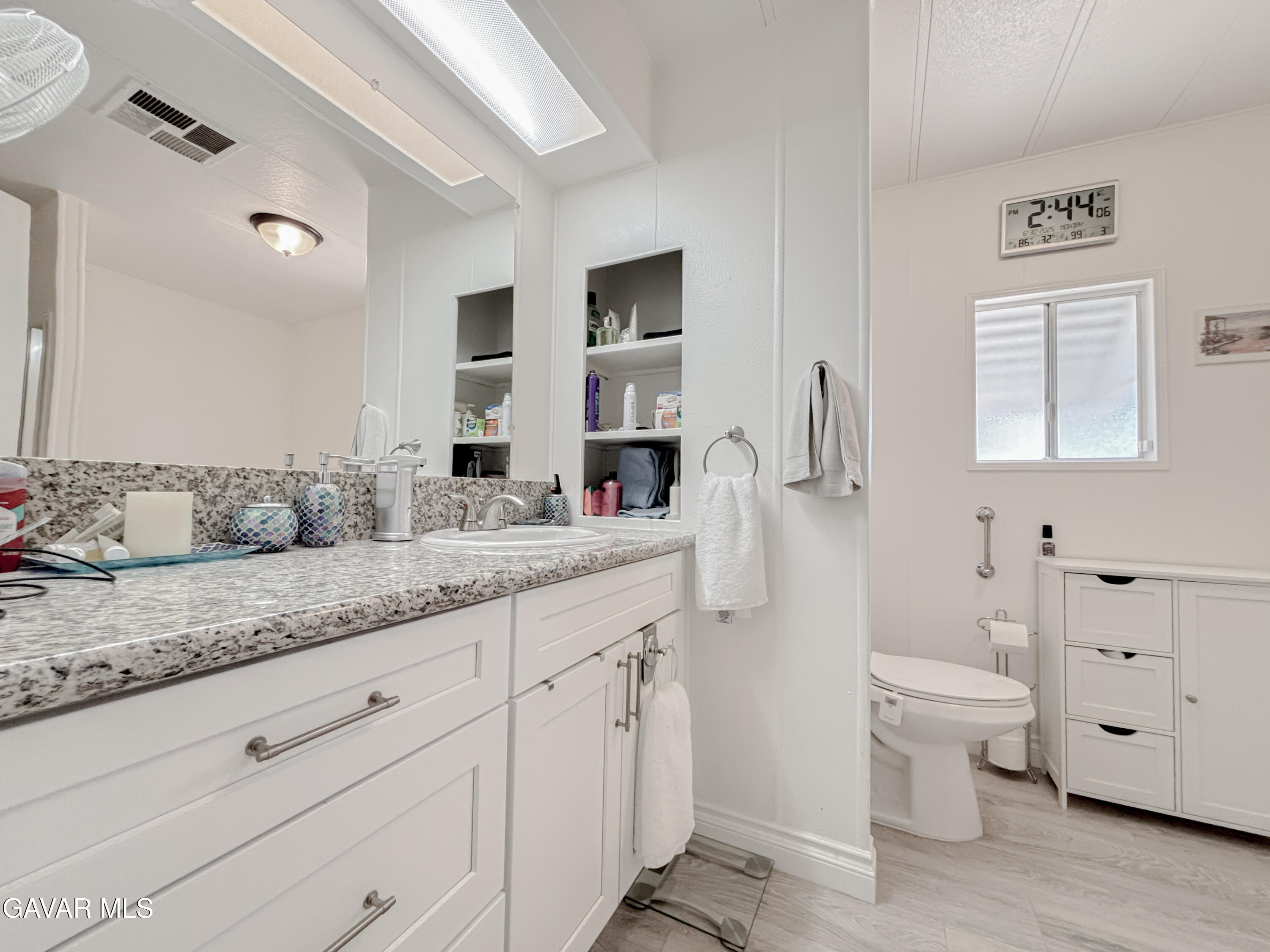 43850 North 20th Street East Lancaster, CA 93535 - Photo 20 of 49 IMG_7307