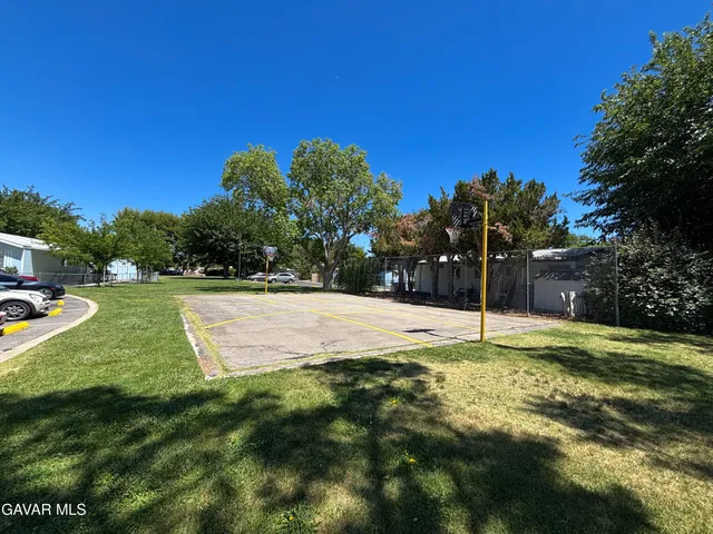 $179,999 | 43850 North 20th Street East, Lancaster, CA 93535