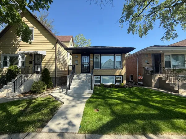 $325,000 | 1234 West 97th Place, Chicago, IL 60643
