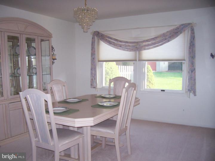 967 Magnolia Road Vineland, NJ 08360 - Photo 6 of 25 Dining Room