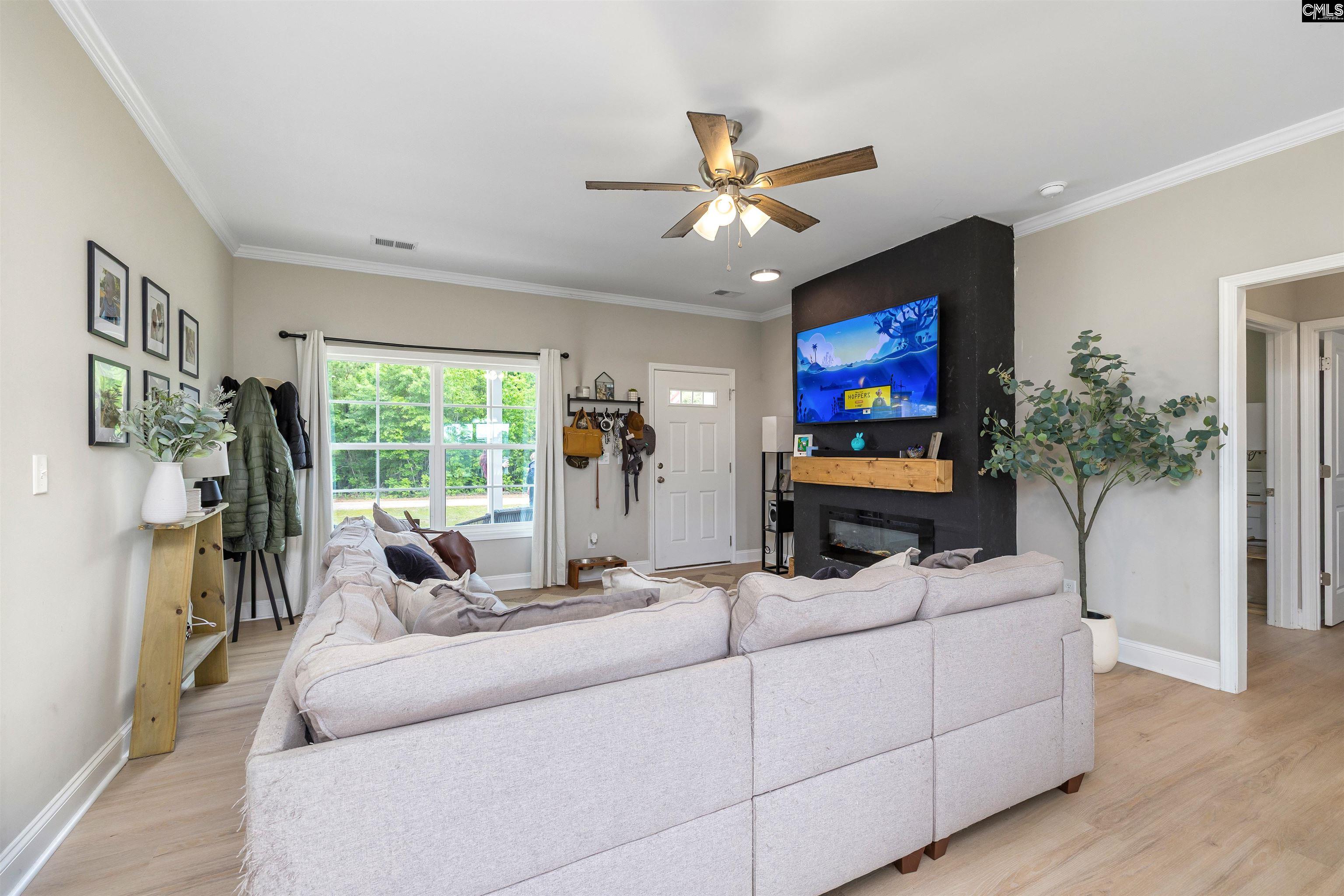 43 Sparrow Road Lugoff, SC 29078 - Photo 4 of 39