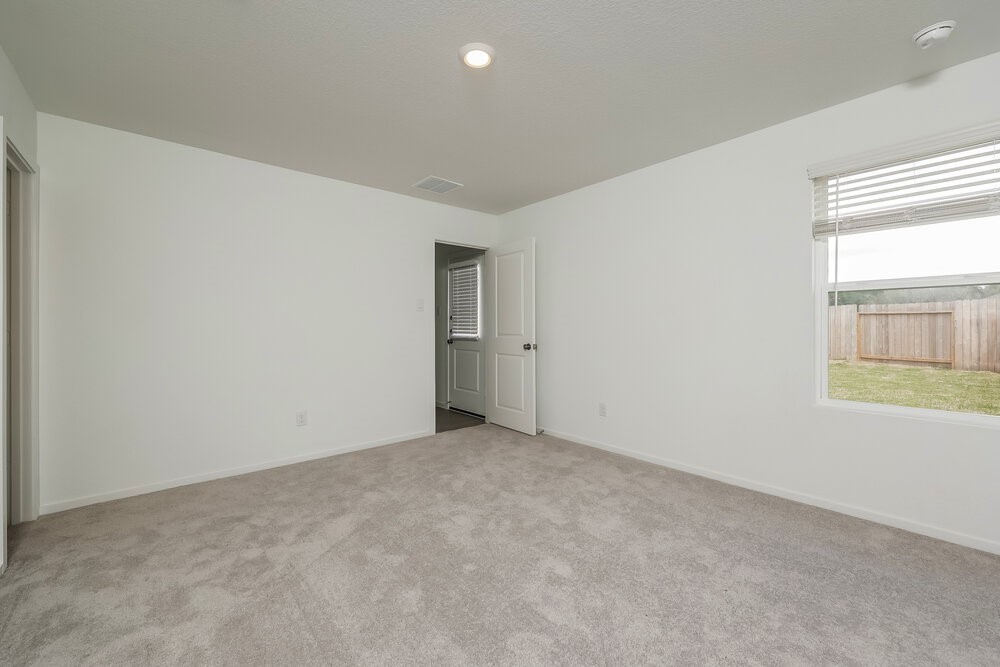 1544 Sunset Ridge Drive Conroe, TX 77306 - Photo 8 of 16