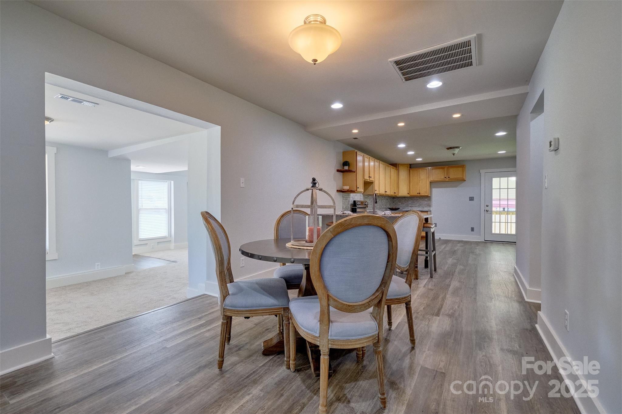2039 State Rd S-46-323 York, SC 29745 - Photo 8 of 46