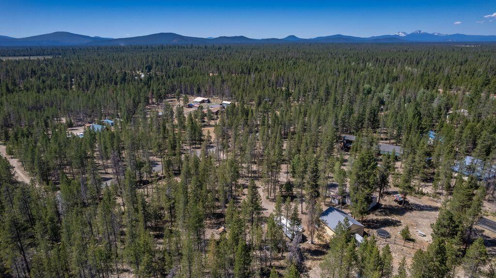 149471 Midstate Road La Pine, OR 97739 - Photo 25 of 27 OverviewNW_View