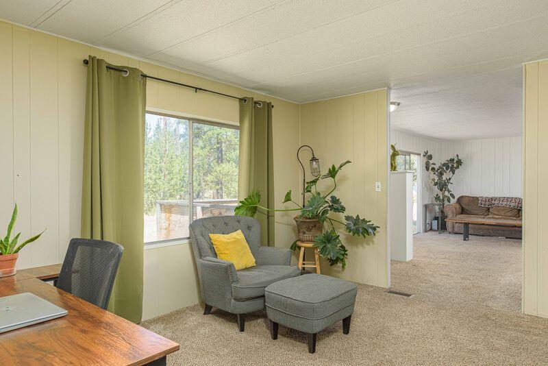 149471 Midstate Road La Pine, OR 97739 - Photo 3 of 27 Media_Room2