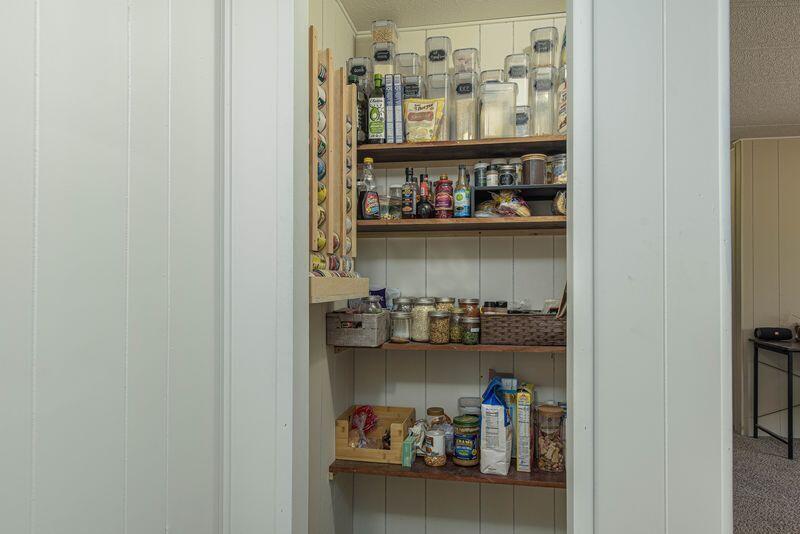 149471 Midstate Road La Pine, OR 97739 - Photo 5 of 27 Spice_Rack-Pantry
