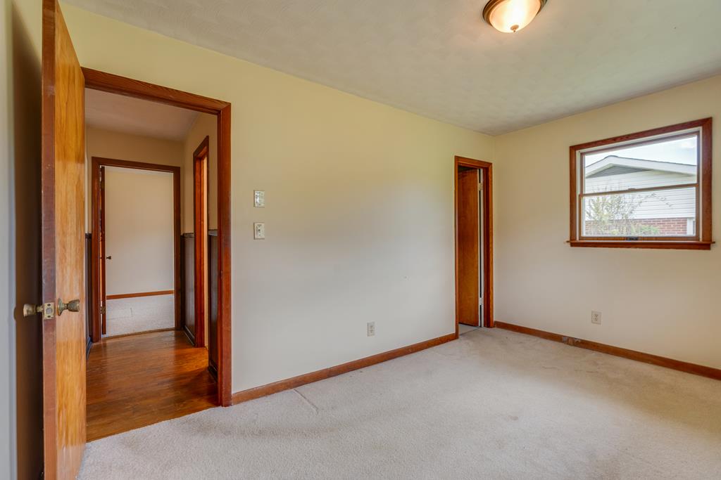 27 Warner Subdivision Road Lebanon, VA 24266 - Photo 20 of 26 Gallery Image 20