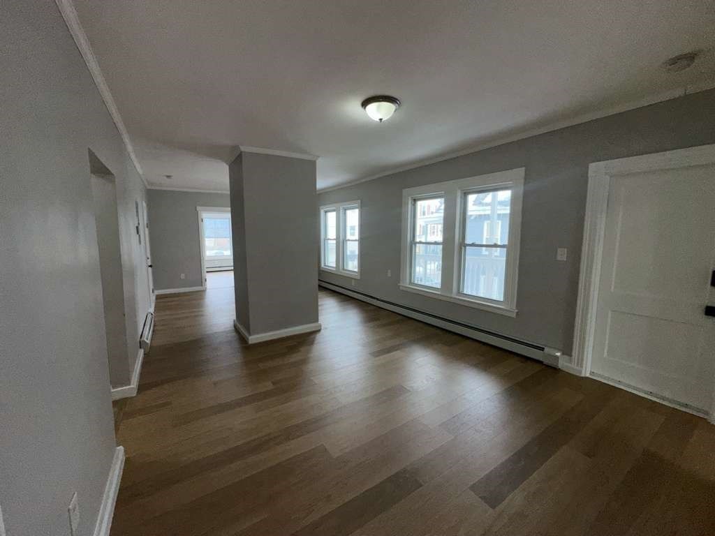 267 Silver Street, Unit 2 Manchester, NH 03103 - Photo 2 of 6