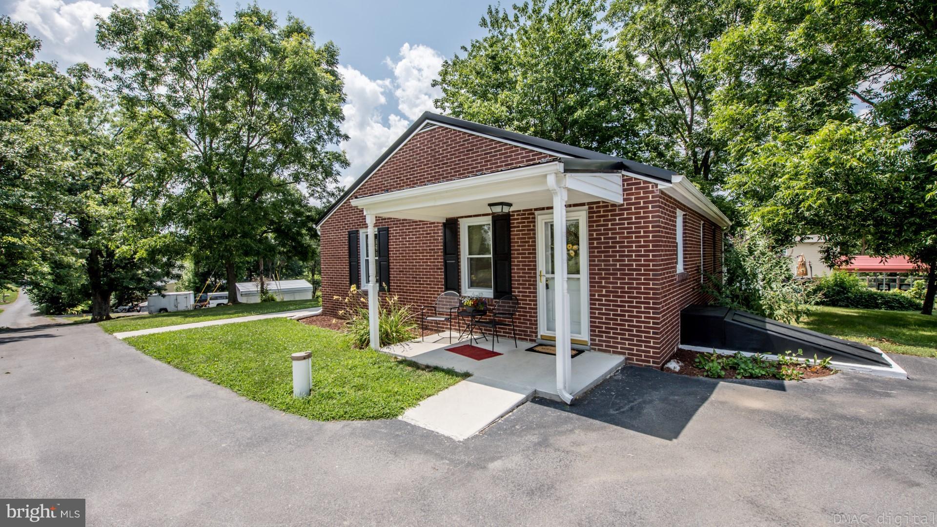 11333 Sword Road Williamsport, MD 21795 - Photo 8 of 23 Exterior (General)
