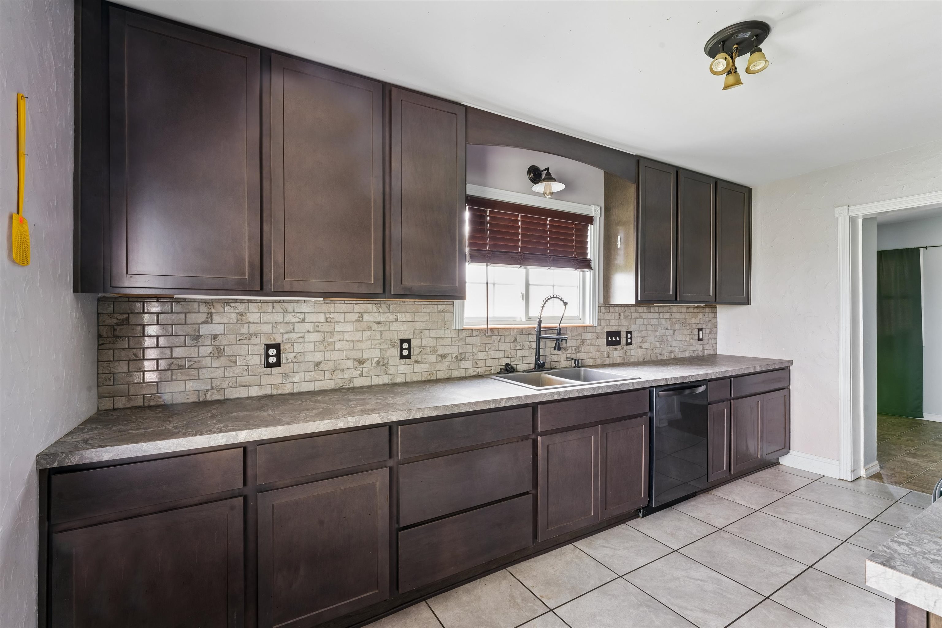14274 Gary Road Chesaning, MI 48616 - Photo 6 of 27 Gallery Image 6