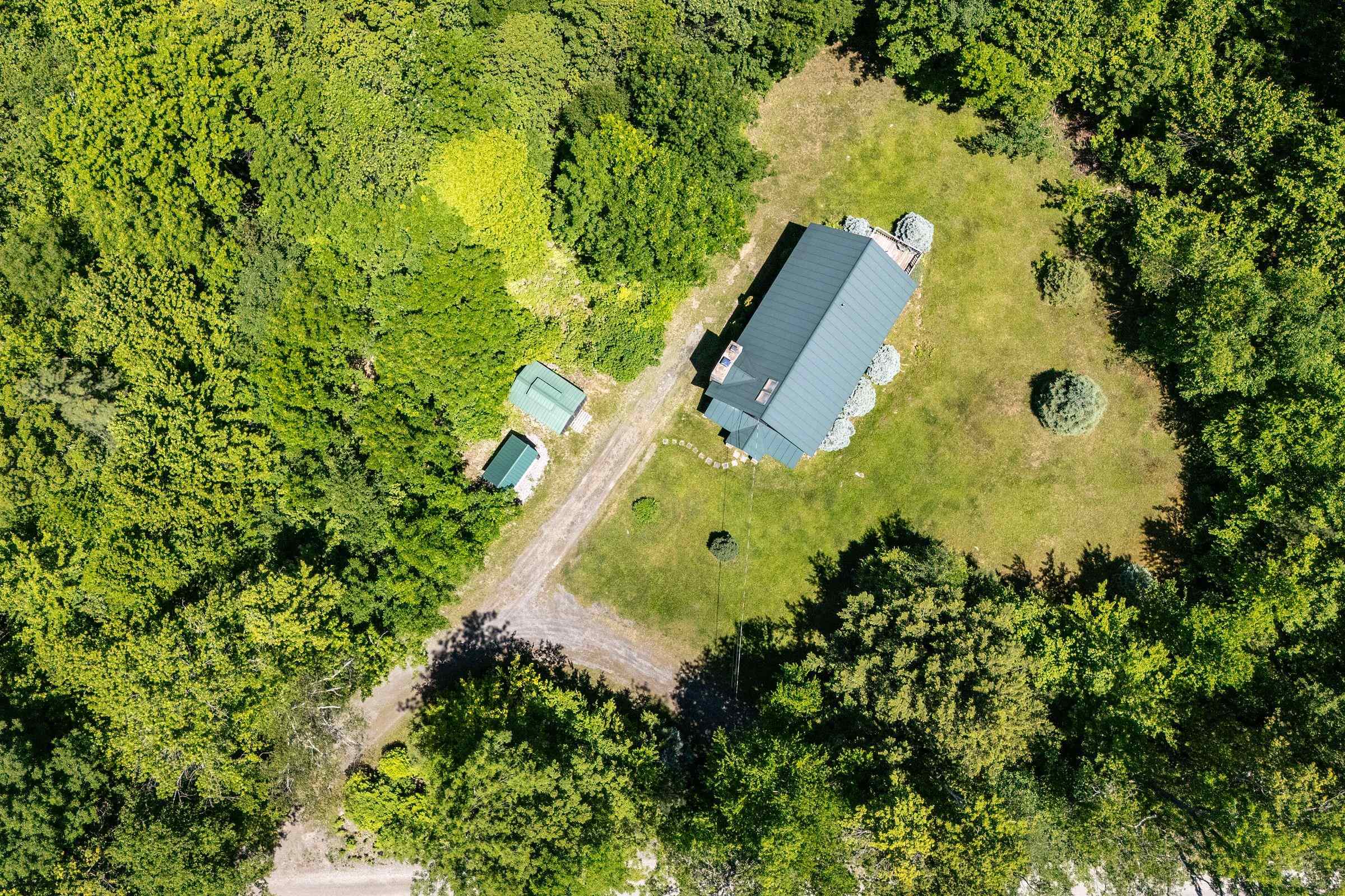 155 Pratt Bridge Road Jamaica, VT 05343 - Photo 7 of 55
