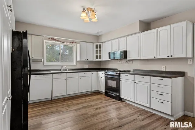 $216,500 | 1924 Cedar Street, Jacksonville, IL 62650