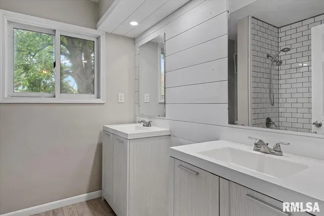 $216,500 | 1924 Cedar Street, Jacksonville, IL 62650