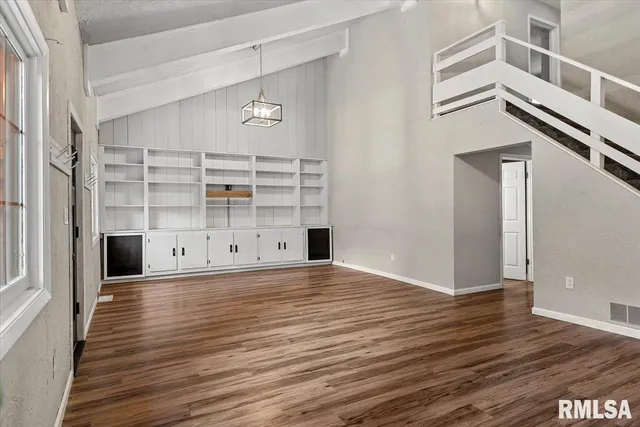 $216,500 | 1924 Cedar Street, Jacksonville, IL 62650