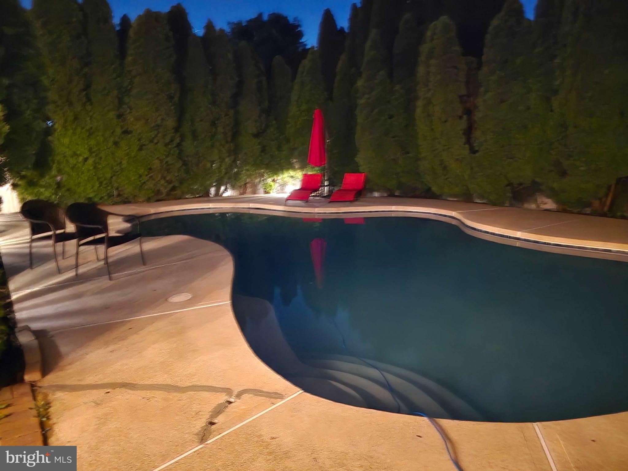 12 Wendover Road East Windsor, NJ 08520 - Photo 49 of 51 Tranquil evening by the poolside.