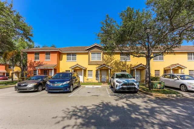 $306,000 | 4149 Northwest 67th Terrace, Unit 4149, Lauderhill, FL 33319