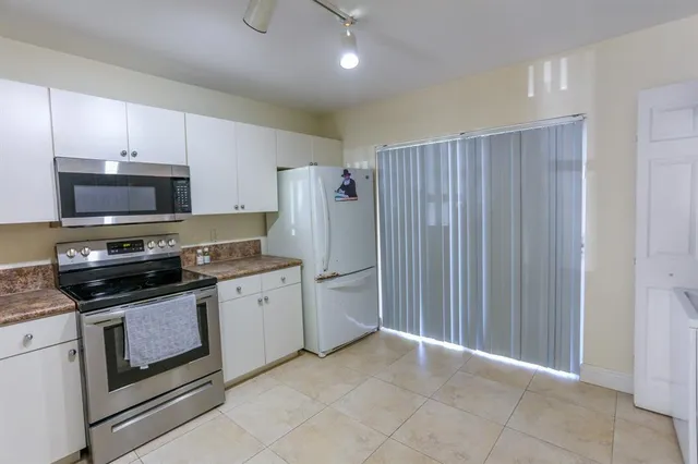 $306,000 | 4149 Northwest 67th Terrace, Unit 4149, Lauderhill, FL 33319