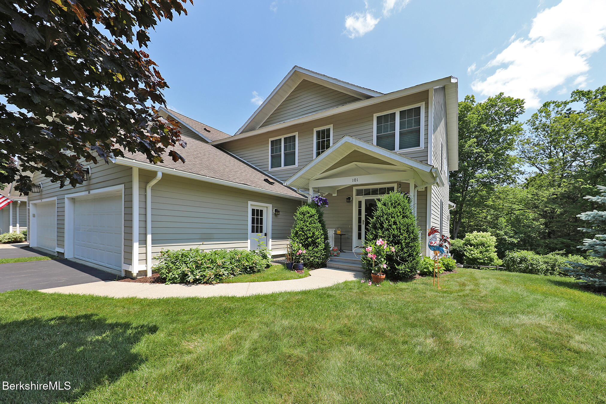101 Alpine Trail Pittsfield, MA 01201 - Photo 1 of 43 FRONT VIEW