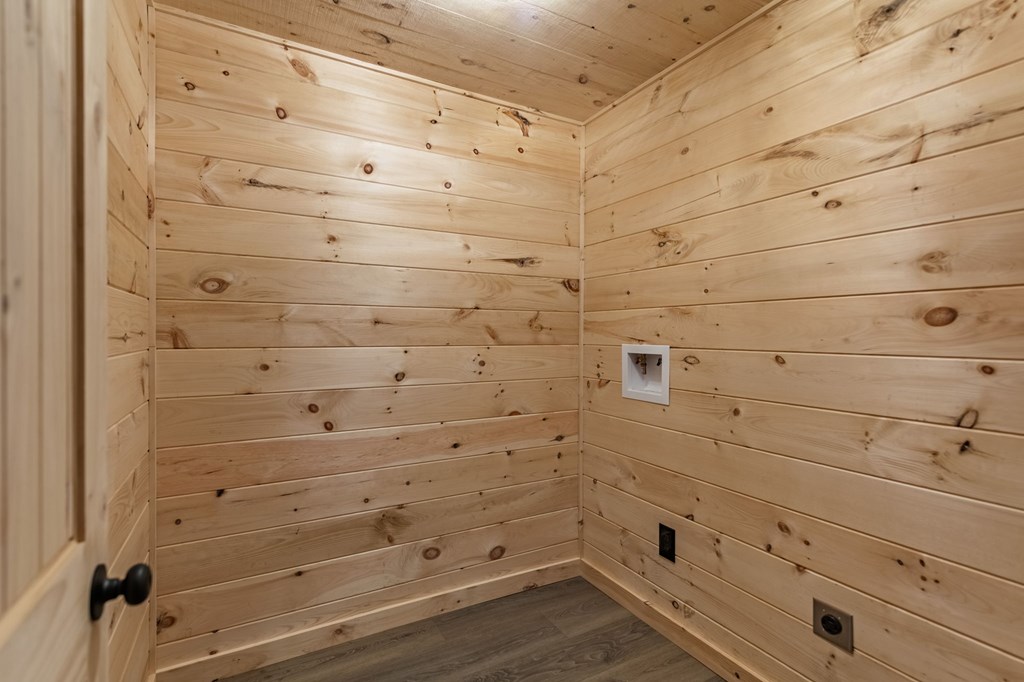 570 Cabin Trail Blue Ridge, GA 30513 - Photo 47 of 53 Terrace Level Laundry Room