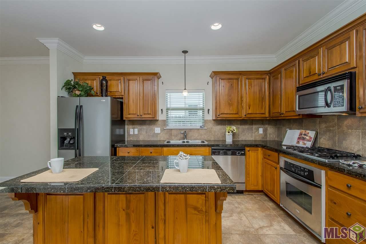 15043 Wax Myrtle Avenue Baton Rouge, LA 70817 - Photo 9 of 27 Gallery Image 9