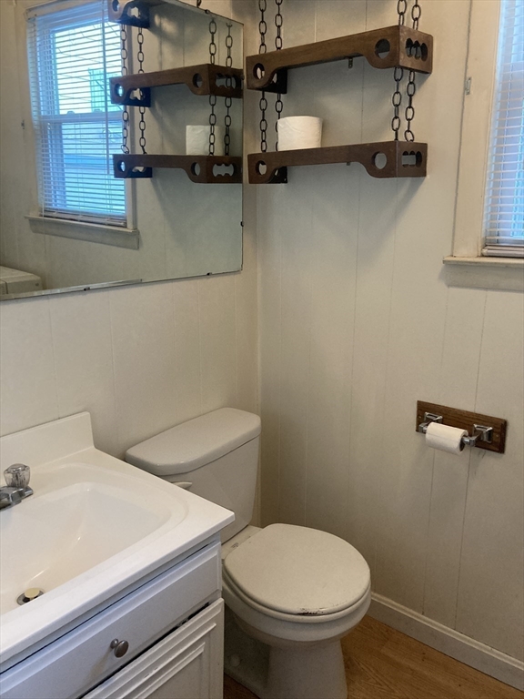 19 Eton Street Springfield, MA 01108 - Photo 23 of 39