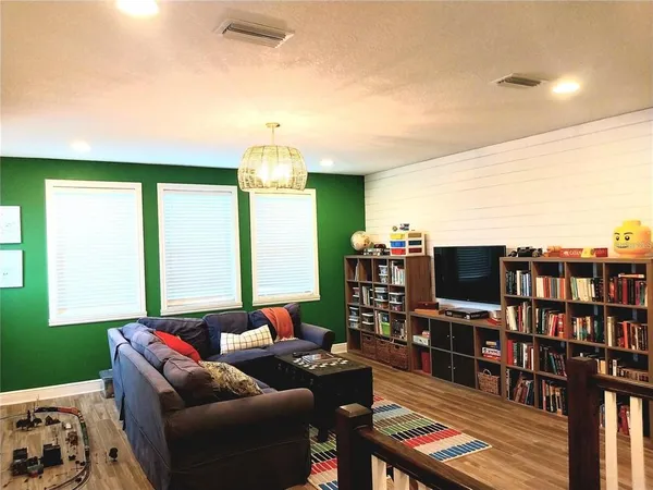 $5,600 | 5531 Native Henna Court, Sarasota, FL 34238