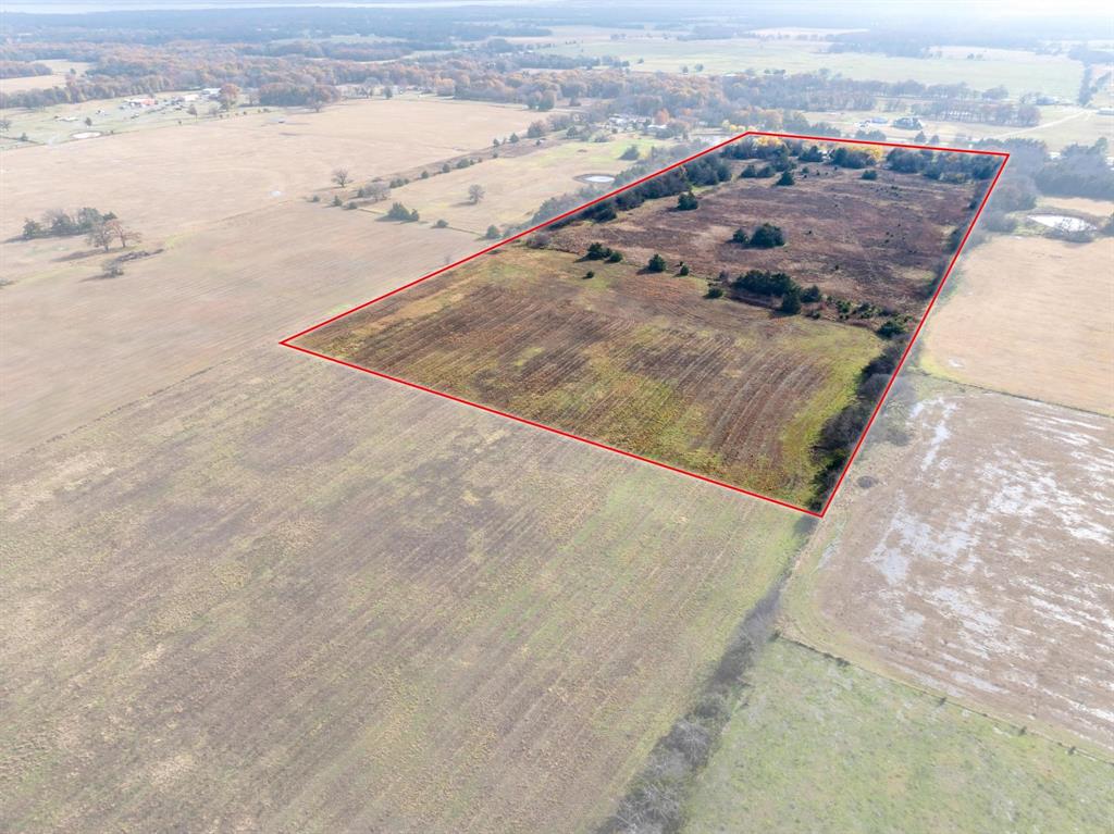 3600 East Fm 1396 Ivanhoe, TX 75447 - Photo 28 of 37 an aerial view of beach and ocean