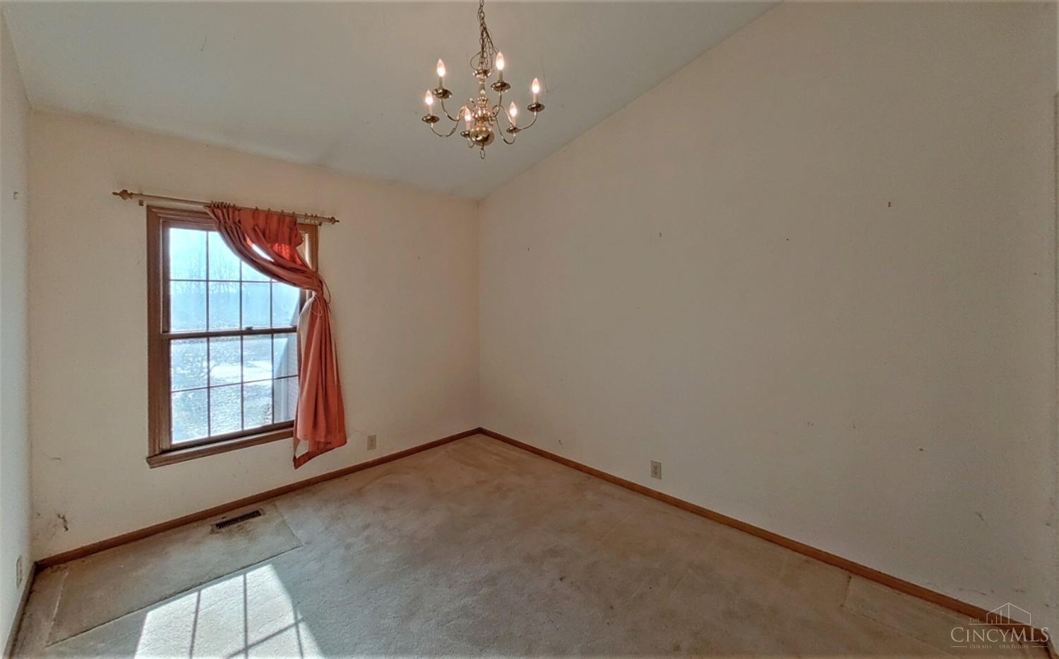 132 Sheffield Road Cincinnati, OH 45240 - Photo 11 of 33 Gallery Image 11