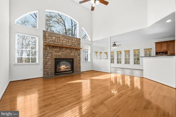 $949,900 | 17988 Swans Creek Lane, Dumfries, VA 22026