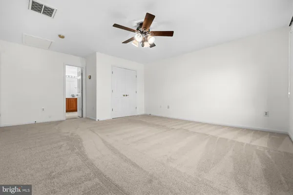 $949,900 | 17988 Swans Creek Lane, Dumfries, VA 22026