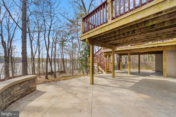 $949,900 | 17988 Swans Creek Lane, Dumfries, VA 22026