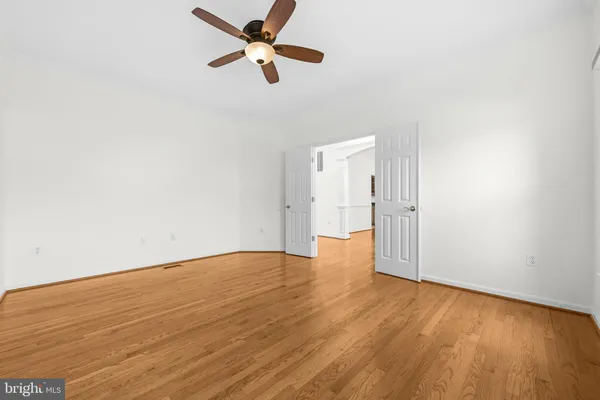 $949,900 | 17988 Swans Creek Lane, Dumfries, VA 22026