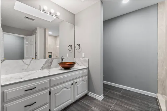 $750,000 | 22405 Augusta Lane, Point Blank, TX 77364