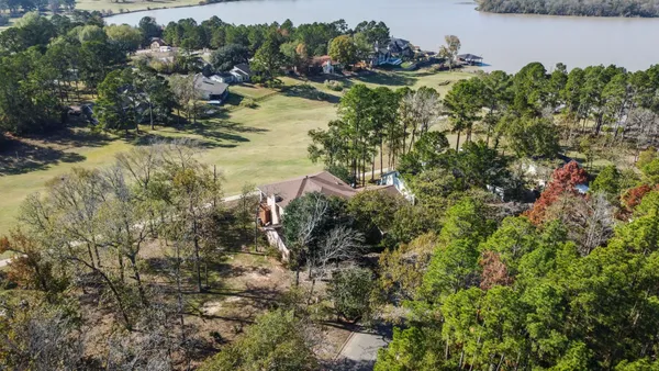a view of a lake with houses