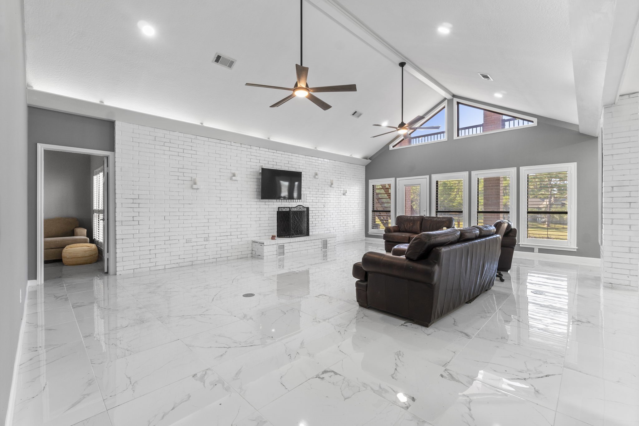 22405 Augusta Lane Point Blank, TX 77364 - Photo 8 of 50 a living room with furniture and a ceiling fan