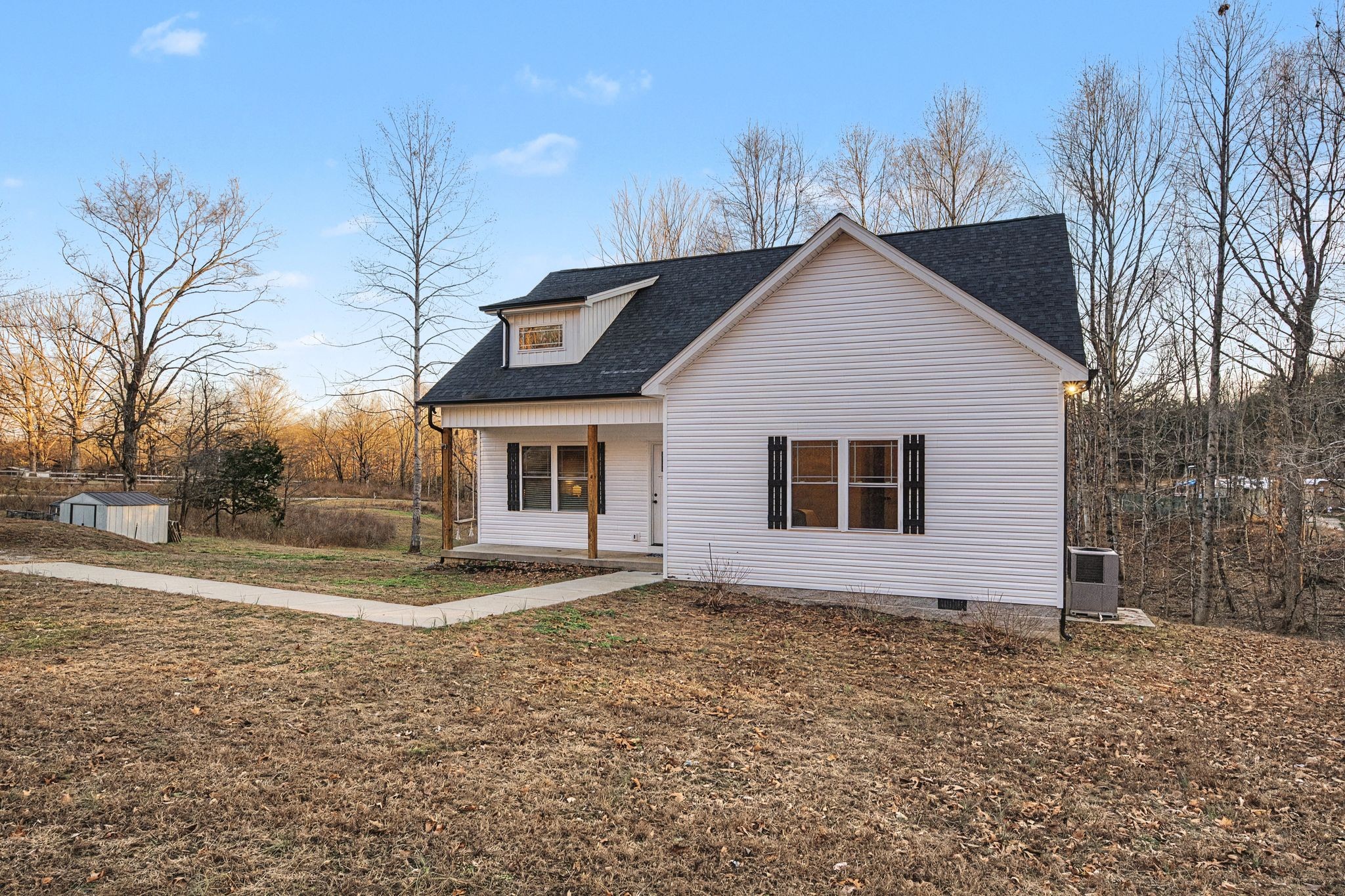 732 Lucas Road Dickson, TN 37055 - Photo 5 of 31 Gallery Image 5