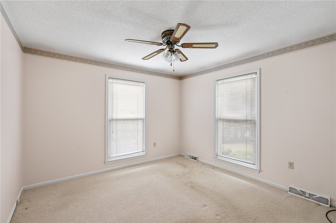 205 Greenland Road Anderson, SC 29626 - Photo 17 of 27