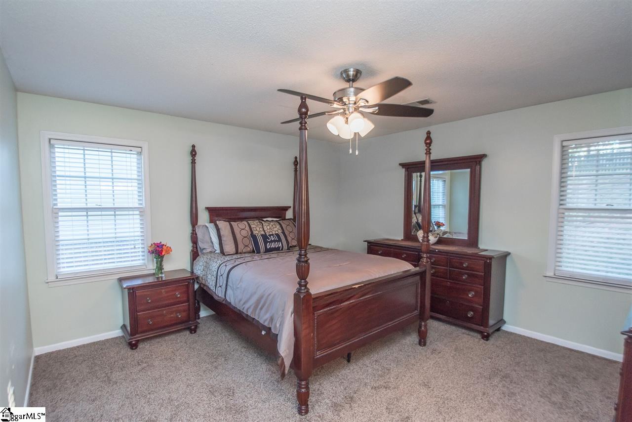 407 Holland Road Simpsonville, SC 29681 - Photo 12 of 22 Gallery Image 12