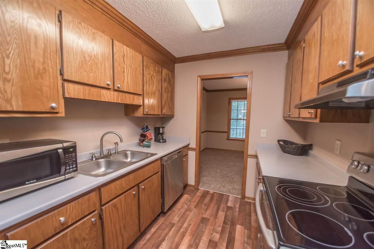 407 Holland Road Simpsonville, SC 29681 - Photo 5 of 22 Gallery Image 5