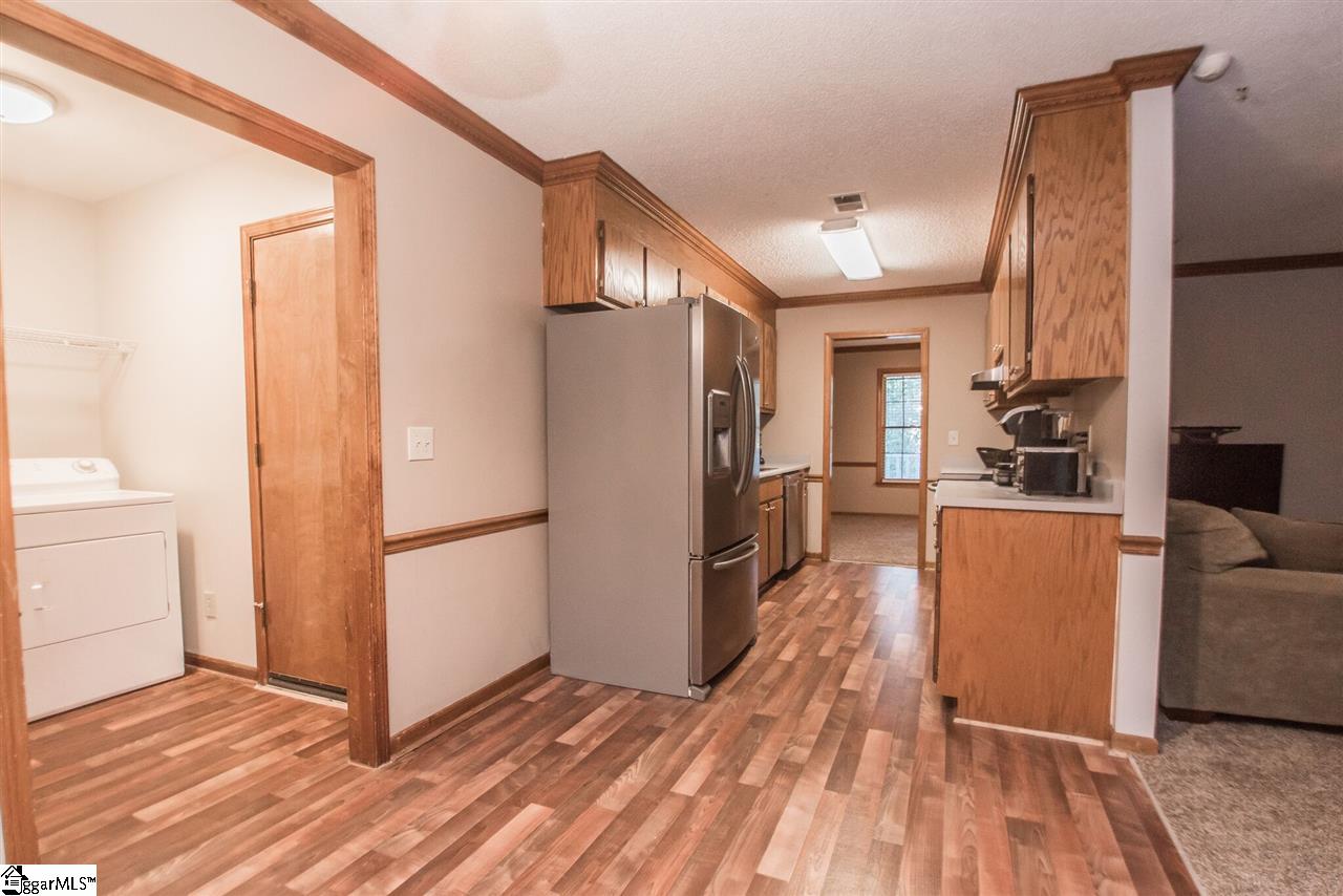 407 Holland Road Simpsonville, SC 29681 - Photo 7 of 22 Gallery Image 7