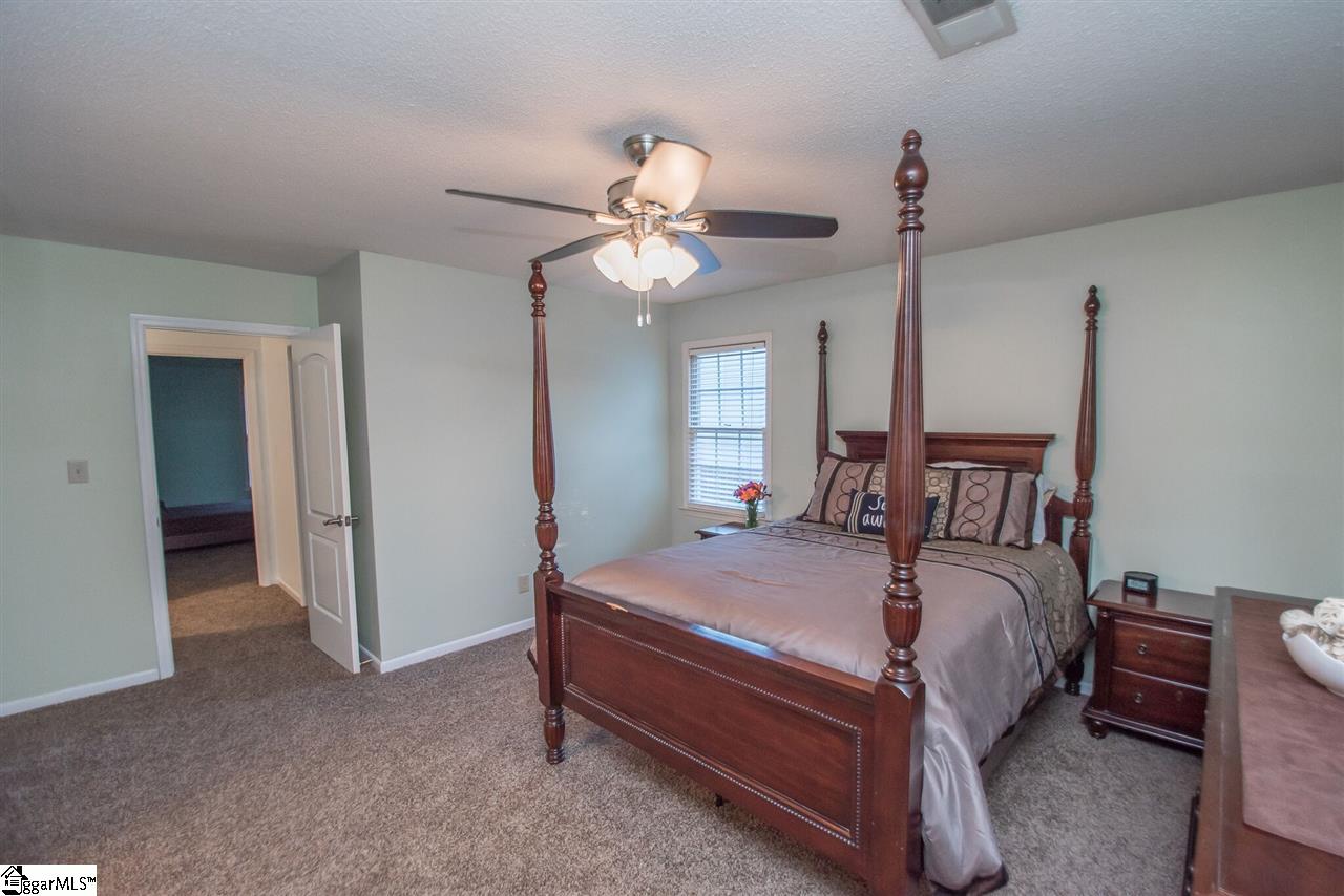 407 Holland Road Simpsonville, SC 29681 - Photo 9 of 22 Gallery Image 9