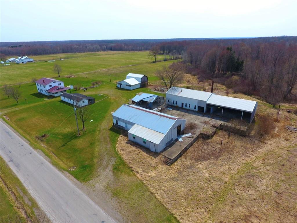 2089 West Center Road Linesville, PA 16424 - Photo 3 of 24 Gallery Image 3