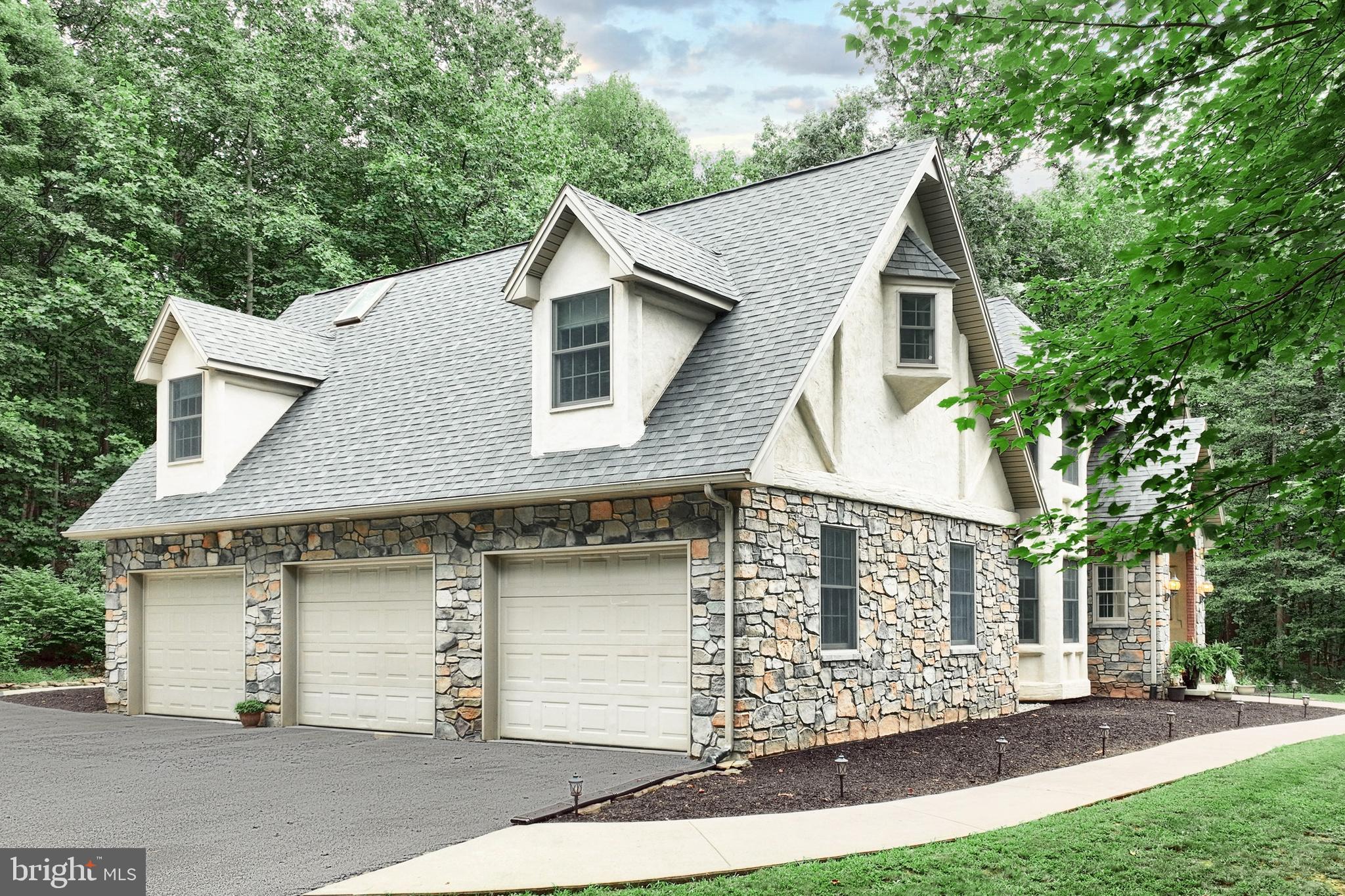 2571 Deep Hollow Road Dover, PA 17315 - Photo 41 of 52 Gallery Image 41